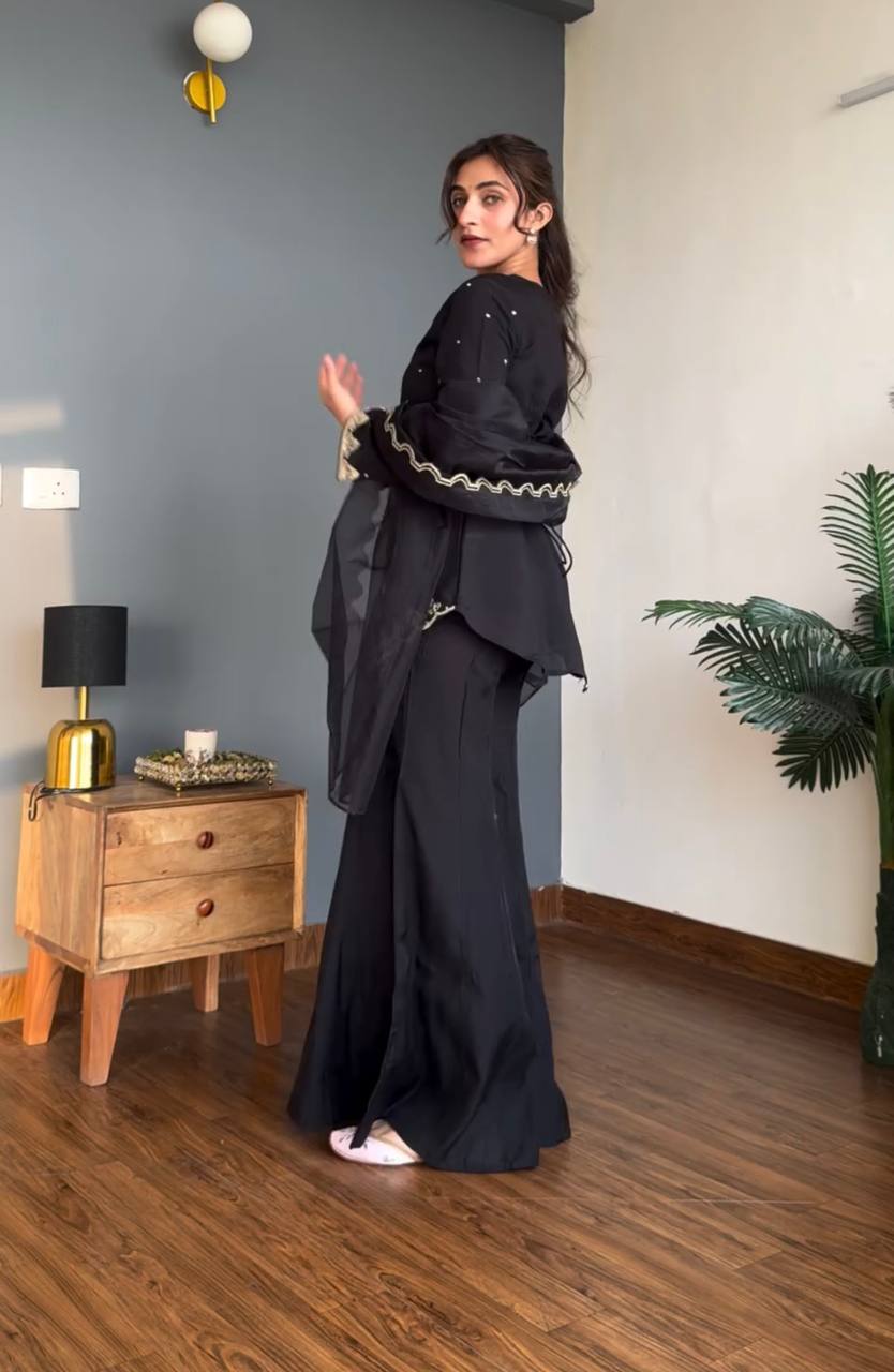 Luxe Onyx Tie-Back Festive Ensemble